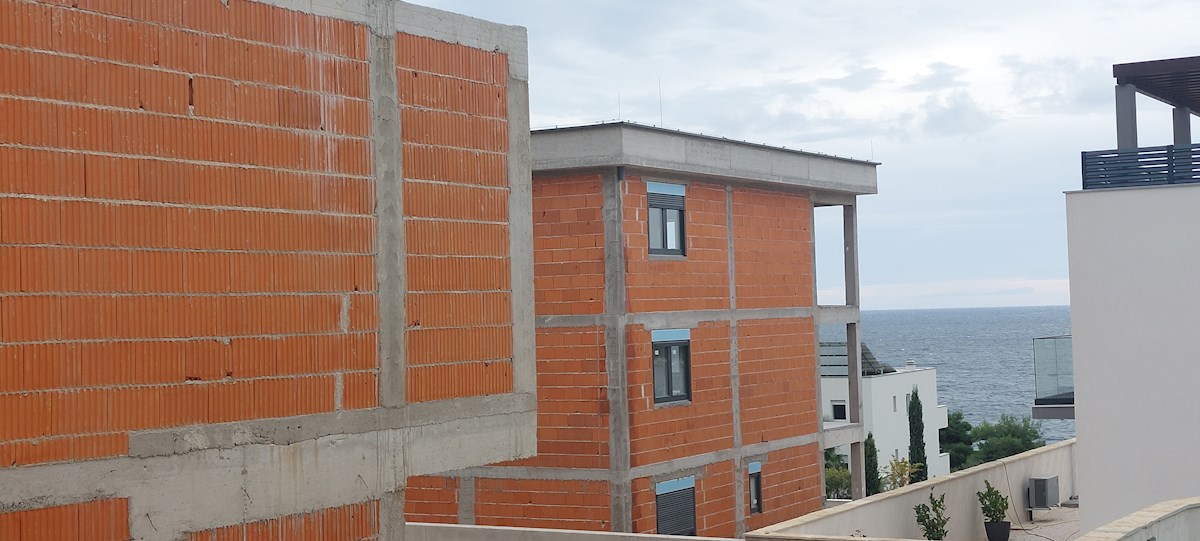 Appartement À vendre - ŠIBENSKO-KNINSKA ROGOZNICA