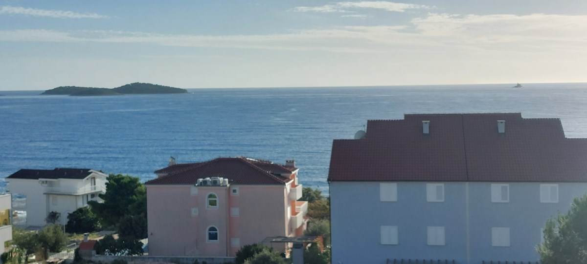 Appartement À vendre - ŠIBENSKO-KNINSKA ROGOZNICA