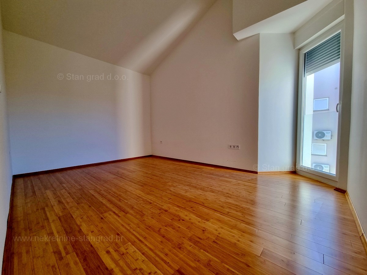 Apartma Na predaj - PRIMORSKO-GORANSKA KRK