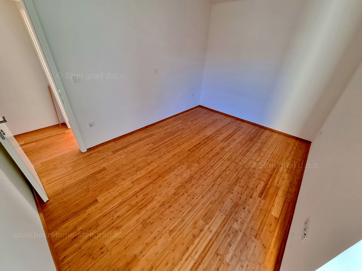 Apartma Na predaj - PRIMORSKO-GORANSKA KRK
