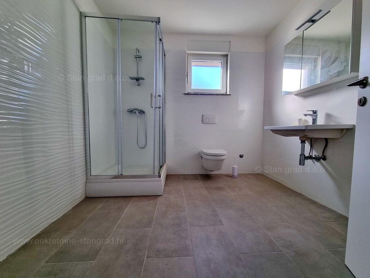 Apartma Na predaj - PRIMORSKO-GORANSKA KRK