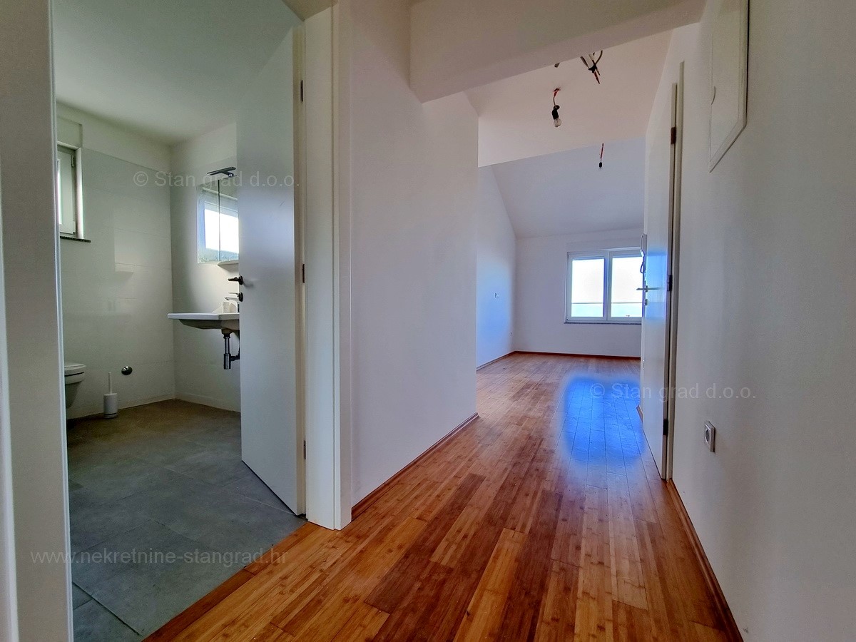 Apartma Na predaj - PRIMORSKO-GORANSKA KRK