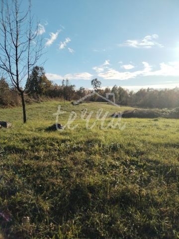 Działka na sprzedaż 3951 m² – Labin