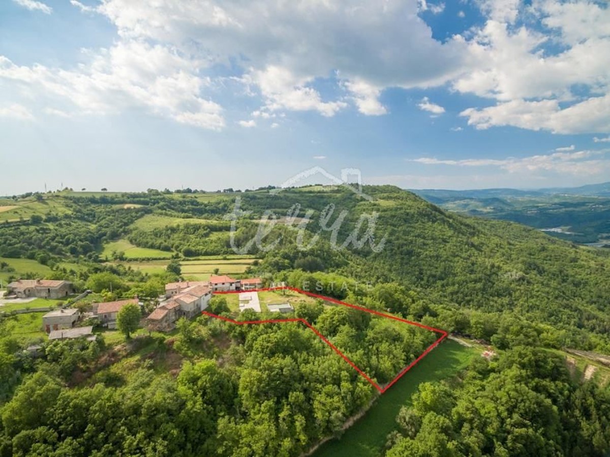 Land For sale - ISTARSKA PAZIN