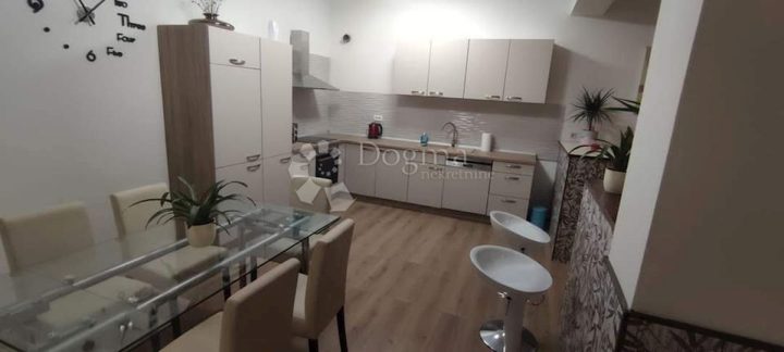 Apartma Naprodaj - Istarska Pula - foto 3/9
