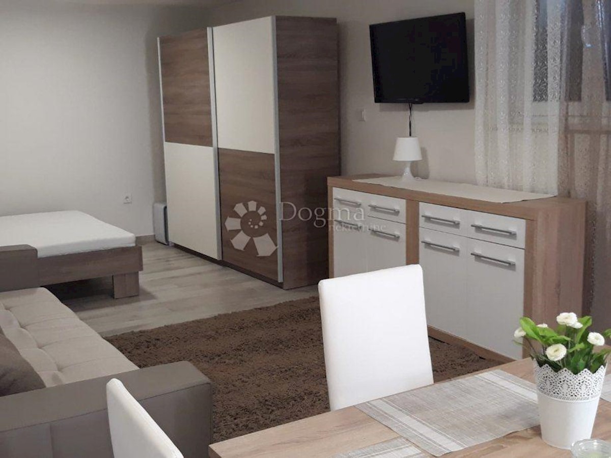 Apartment Zu verkaufen - ŠIBENSKO-KNINSKA PRIMOŠTEN