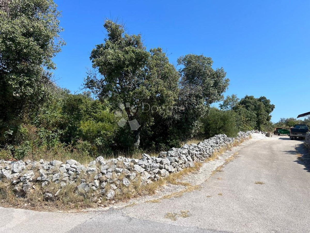 Land For sale - SPLITSKO-DALMATINSKA MARINA