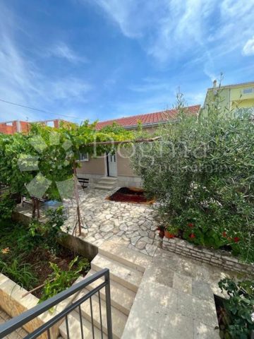 Haus Zu verkaufen - Splitsko-dalmatinska šolta - foto 2/12