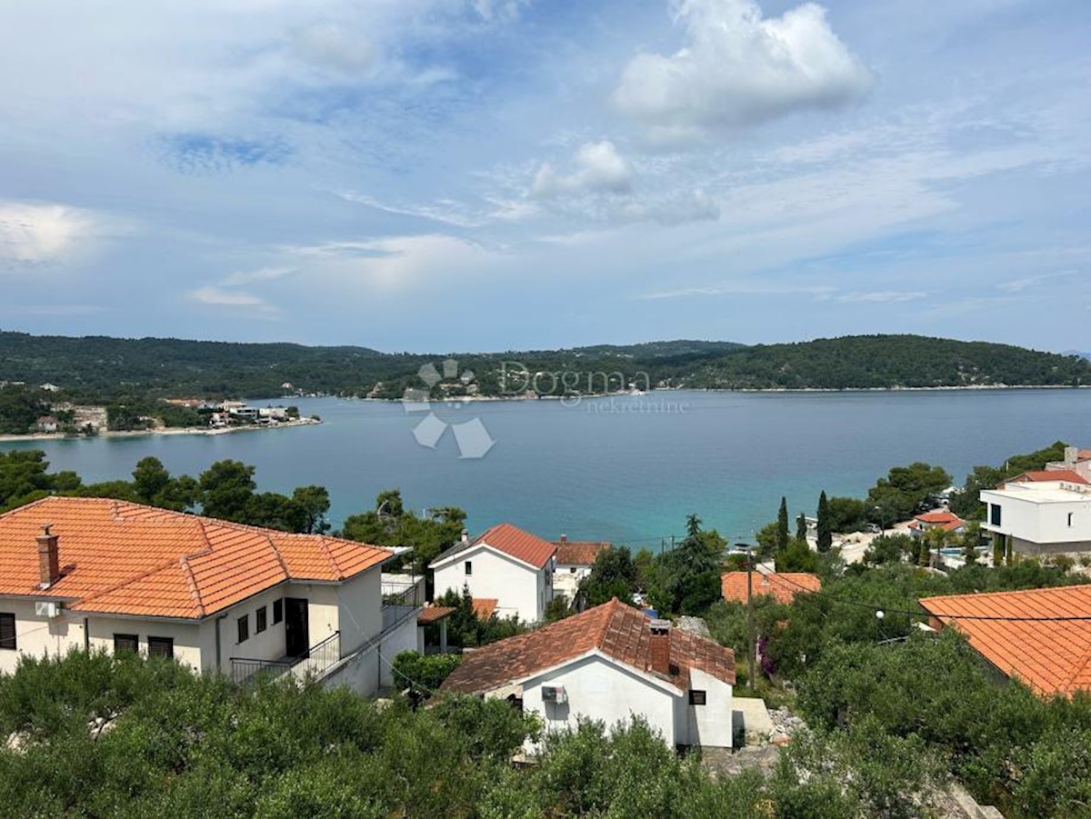 Maison À vendre NEČUJAM