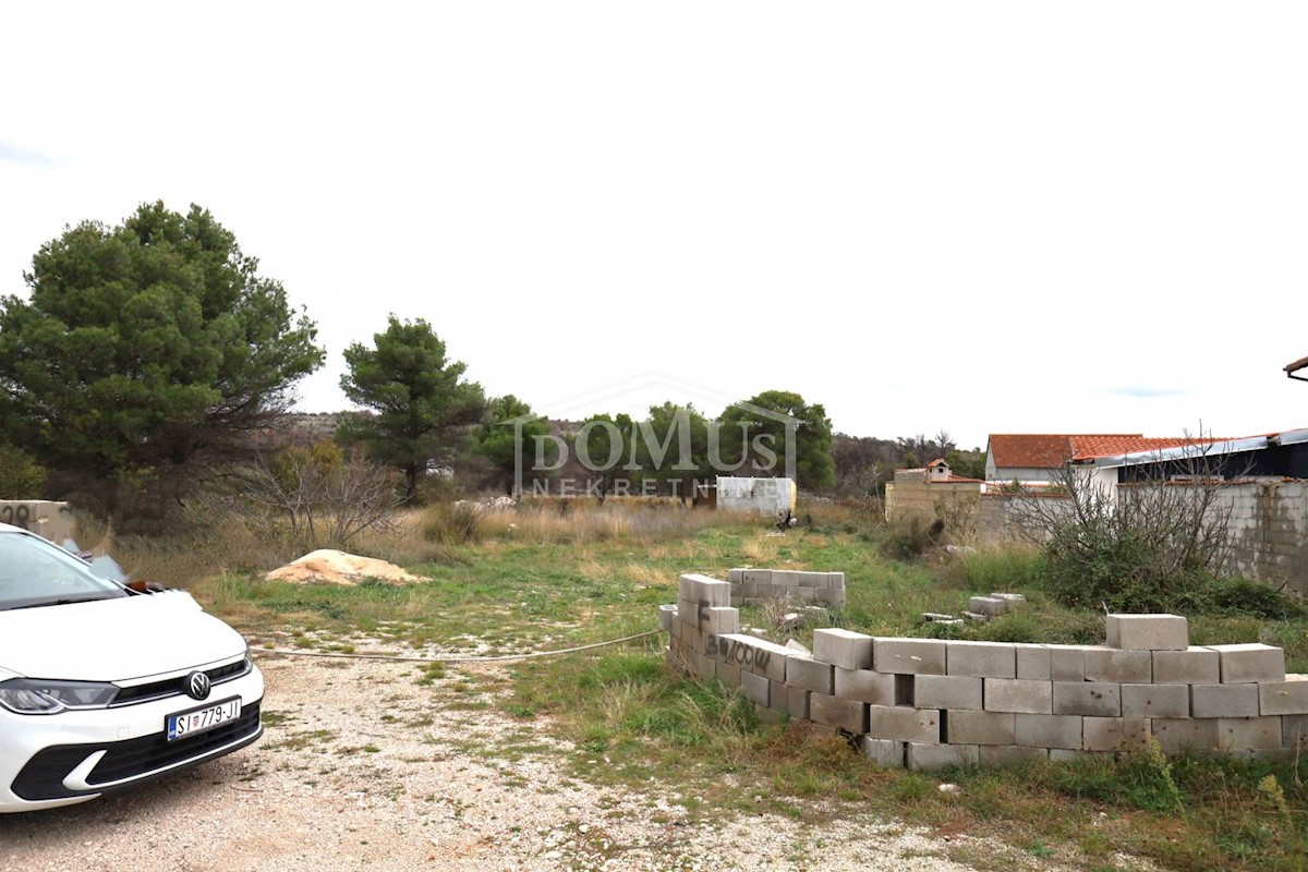 Parcela Naprodaj - ŠIBENSKO-KNINSKA Šibenik