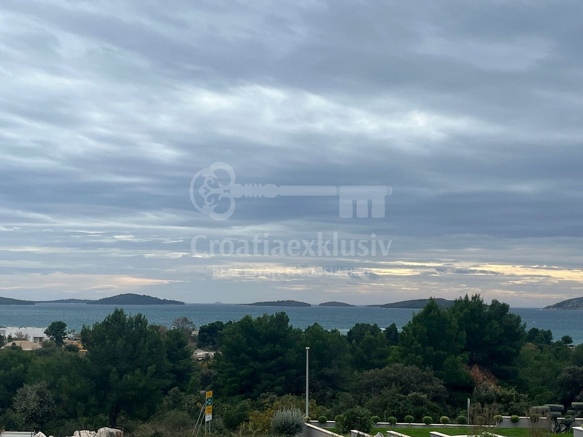 Land For sale - ŠIBENSKO-KNINSKA ŠIBENIK