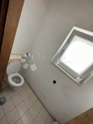 Business premises For rent - Primorsko-goranska Bakar - foto 3/5