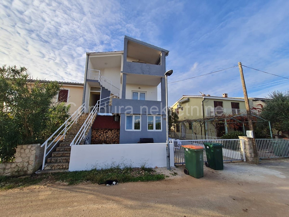 House For sale - Zadarska Vrsi - foto 1/14