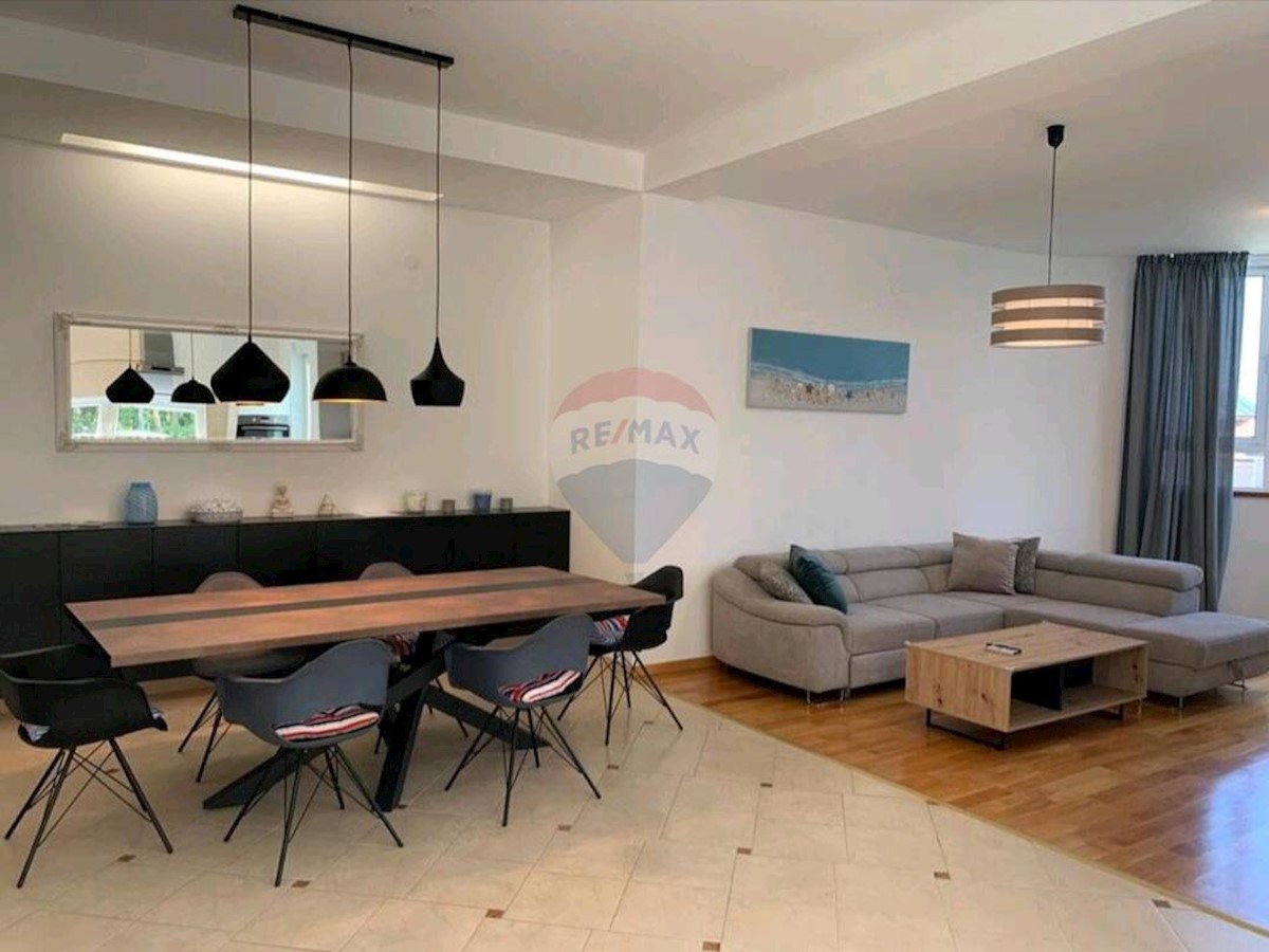 Appartement À louer - PRIMORSKO-GORANSKA OPATIJA