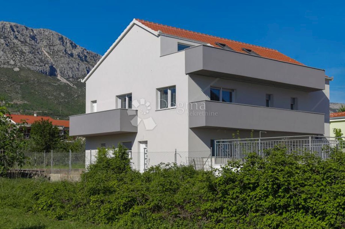 Haus Zu verkaufen - SPLITSKO-DALMATINSKA KAŠTELA