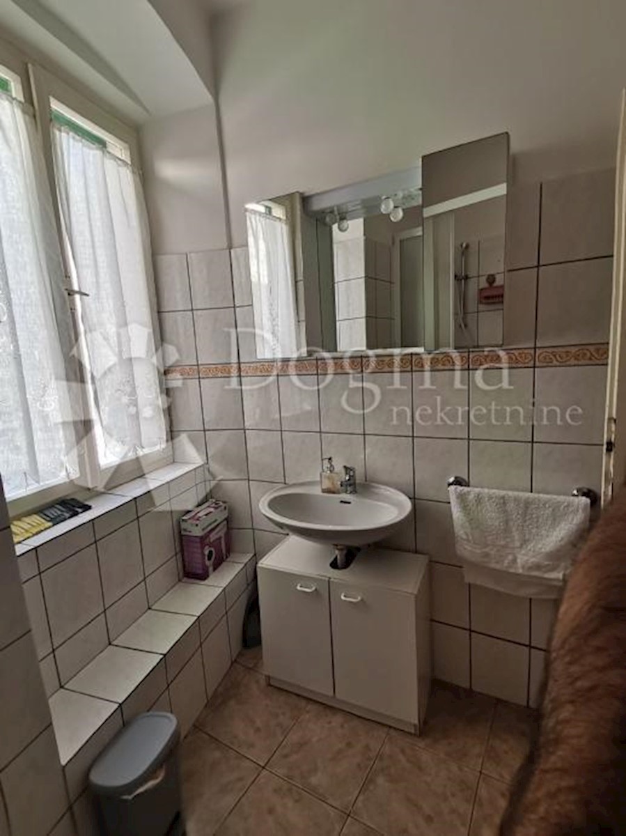 Appartement À vendre - SPLITSKO-DALMATINSKA Vis