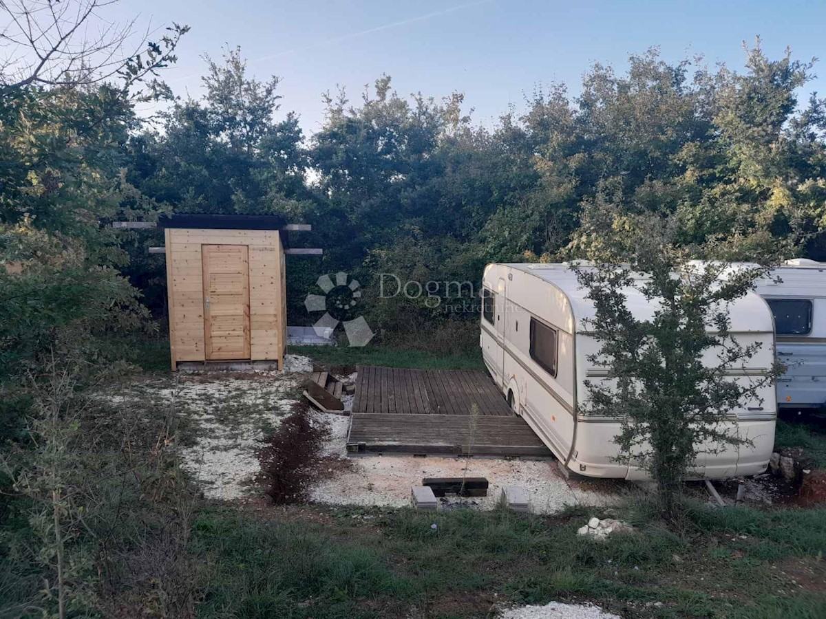 Zemljište Na prodaju - ISTARSKA SVETVINČENAT