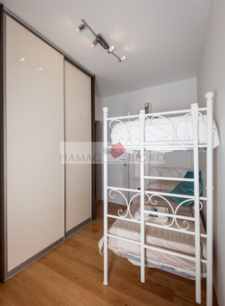 Apartma Na predaj - ISTARSKA ROVINJ