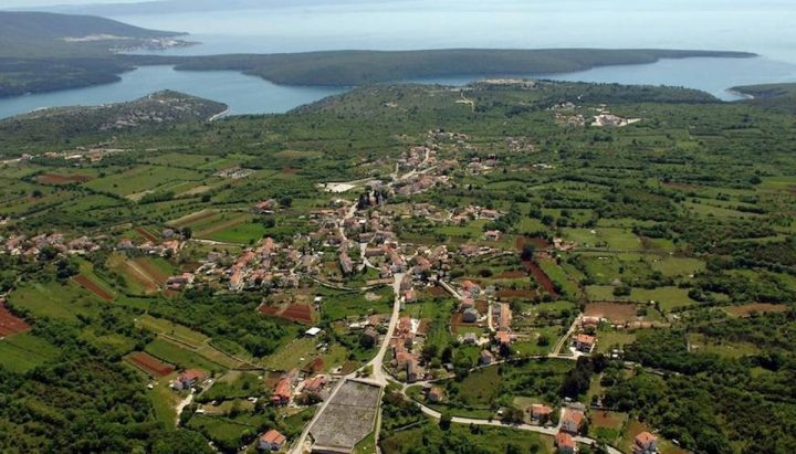Terreno in vendita 4800 m² – Krnica