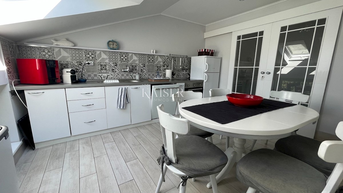 Flat For sale - PRIMORSKO-GORANSKA LOVRAN