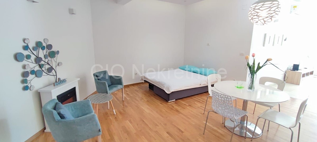 Apartment Zu verkaufen - SPLITSKO-DALMATINSKA SPLIT