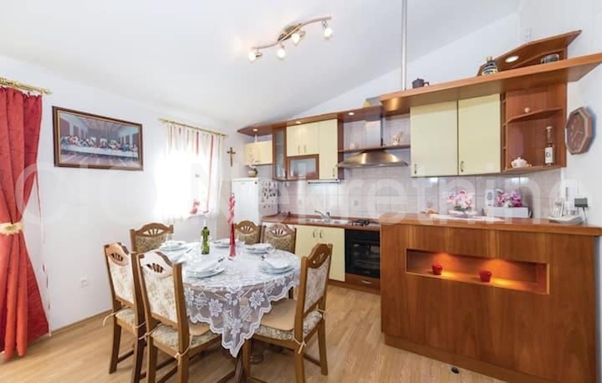 House For sale - SPLITSKO-DALMATINSKA KAŠTELA