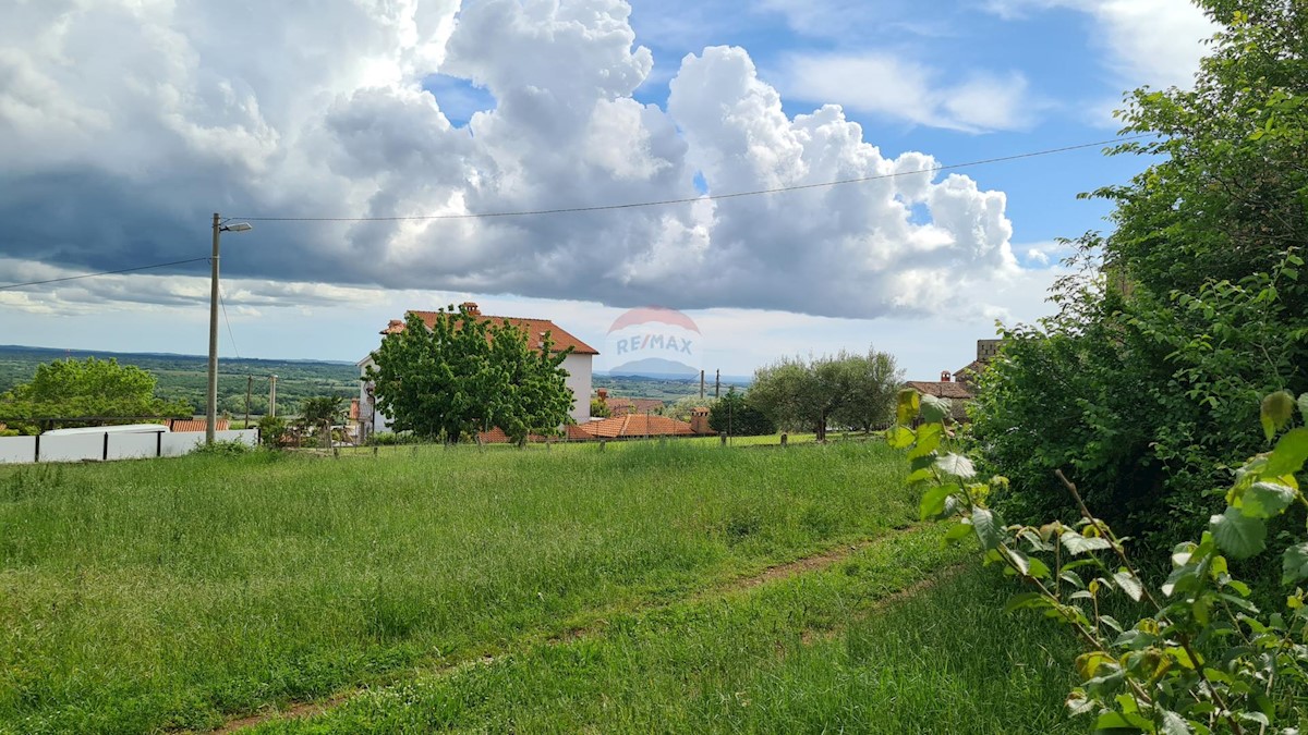 Zemljište Na prodaju - ISTARSKA KAŠTELIR