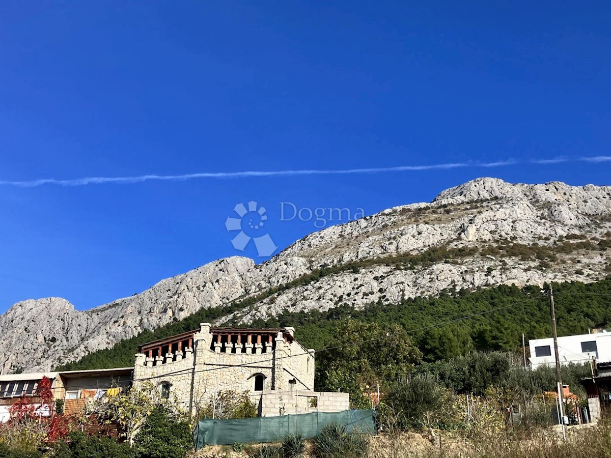 Dom Na predaj - SPLITSKO-DALMATINSKA OMIŠ