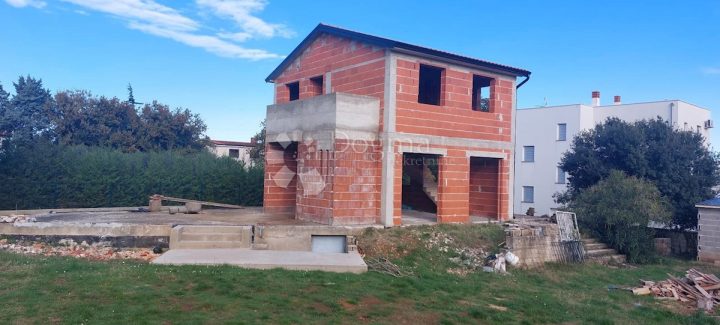 Casa in vendita 200 m² – Ližnjan