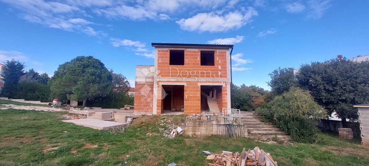 Kuća Na prodaju - ISTARSKA LIŽNJAN