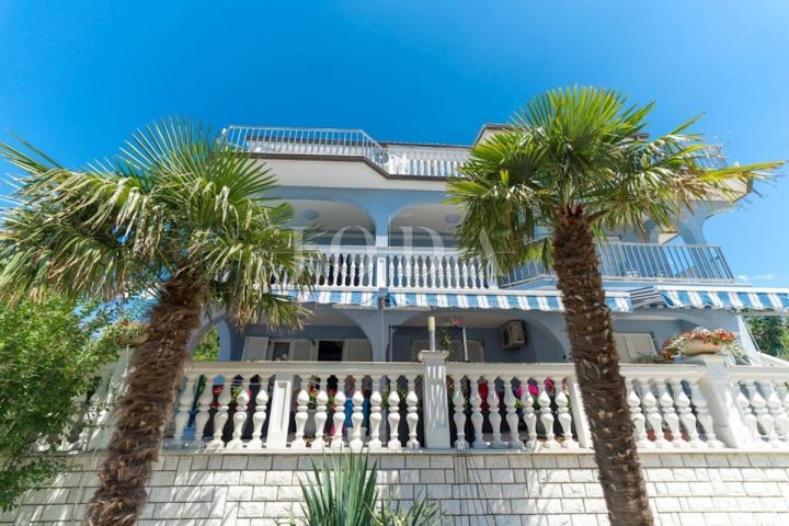 House for sale 350 m² – Selce