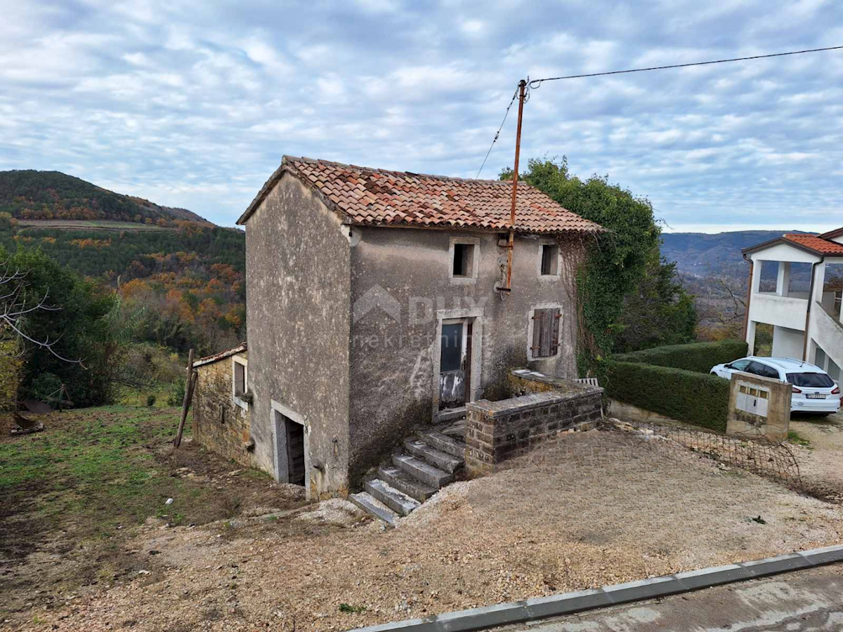 Kuća Na prodaju - ISTARSKA MOTOVUN