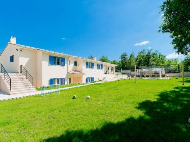 Casa in vendita 215 m² – Labin