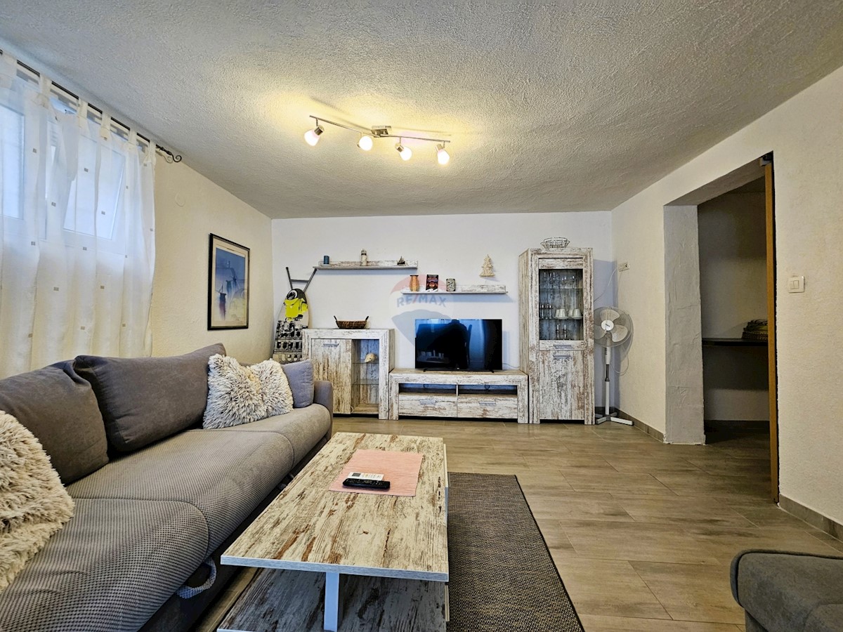 Apartmán Na prodej - ŠIBENSKO-KNINSKA ROGOZNICA