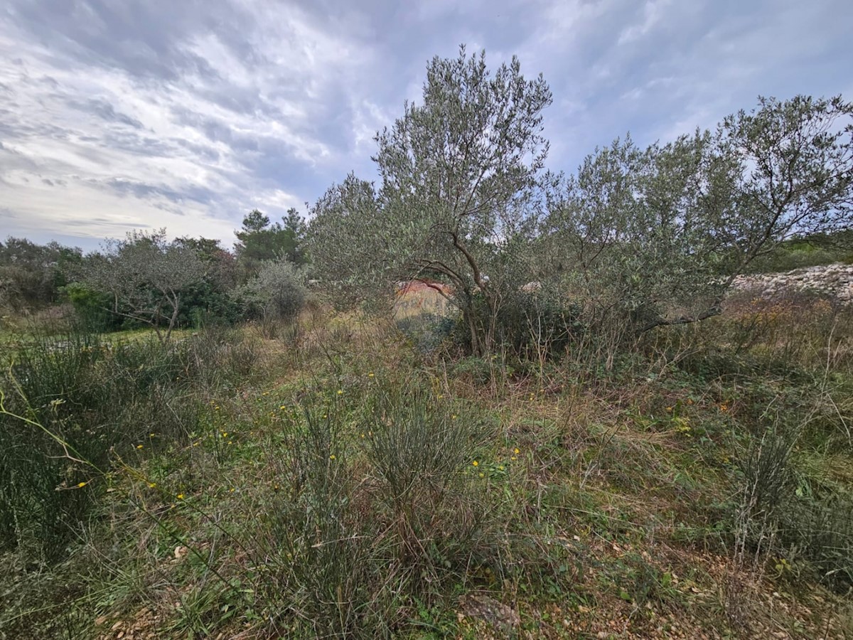 Land For sale - ŠIBENSKO-KNINSKA ŠIBENIK