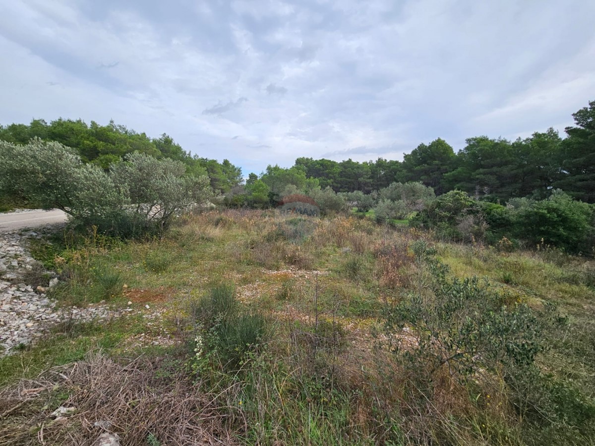 Land For sale - ŠIBENSKO-KNINSKA ŠIBENIK