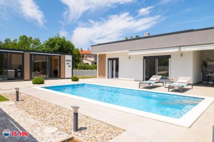 Haus Zu verkaufen - Istarska Labin - foto 3/32