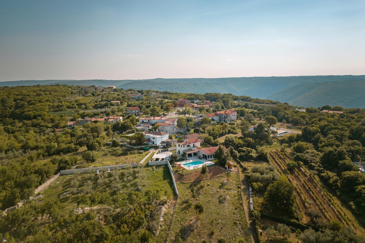 Haus Zu verkaufen - ISTARSKA RAŠA