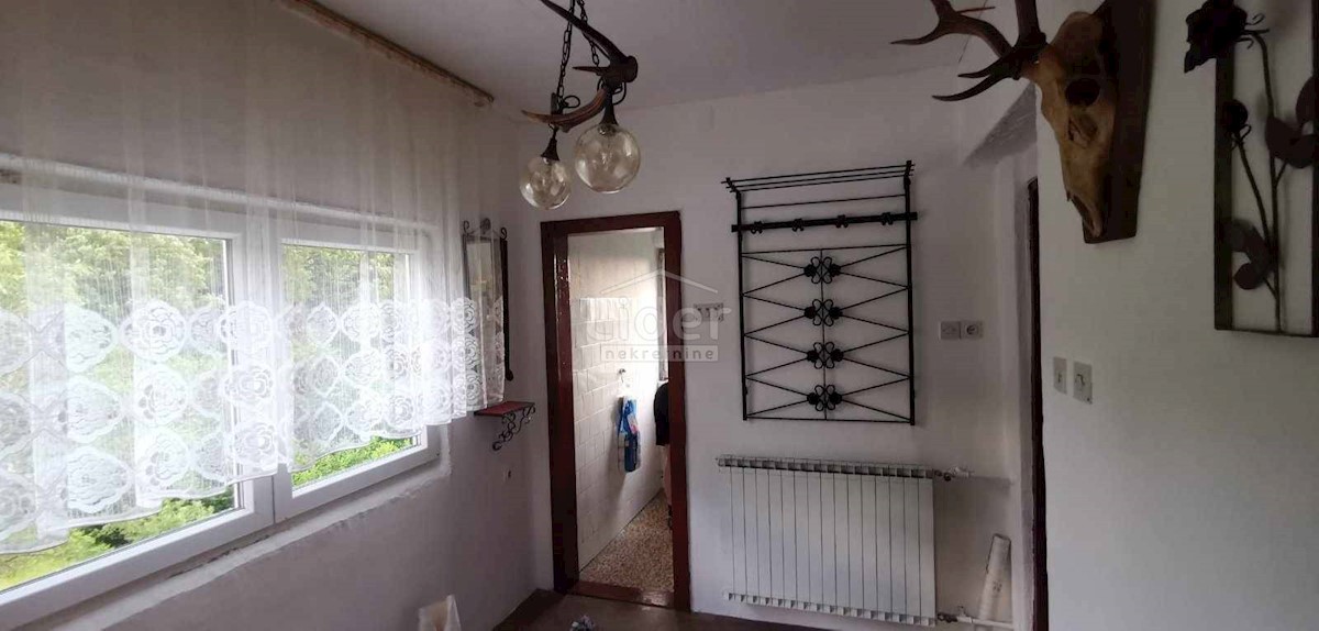 Dom Na predaj - PRIMORSKO-GORANSKA SKRAD