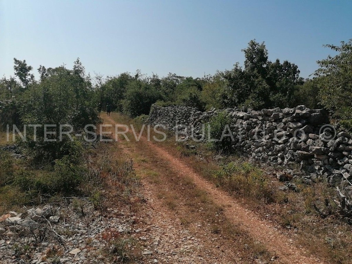 Parcela Naprodaj - ŠIBENSKO-KNINSKA Drniš