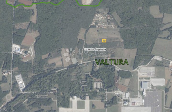 Terreno in vendita 1000 m² – Valtura