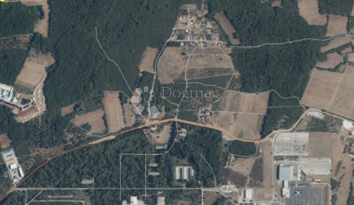 Terreno in vendita 1000 m² – Valtura
