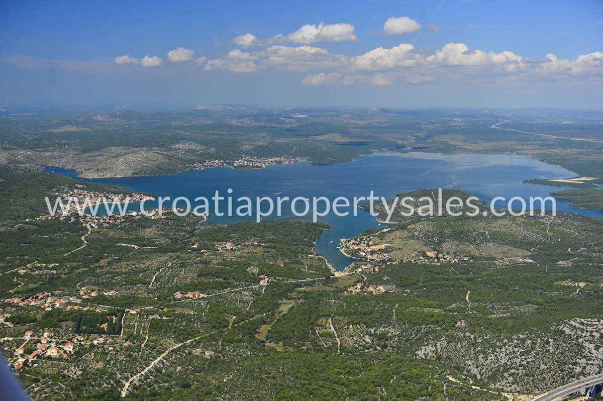 Terrain À vendre - ŠIBENSKO-KNINSKA ŠIBENIK