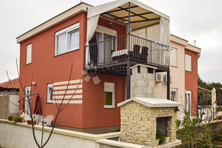 House for sale 195 m² – Zaton