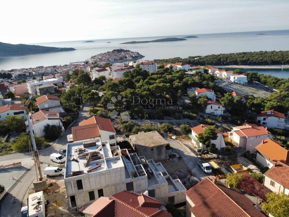 Flat For sale - ŠIBENSKO-KNINSKA PRIMOŠTEN