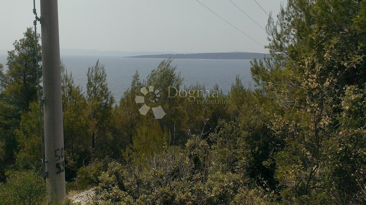 Land For sale - SPLITSKO-DALMATINSKA HVAR