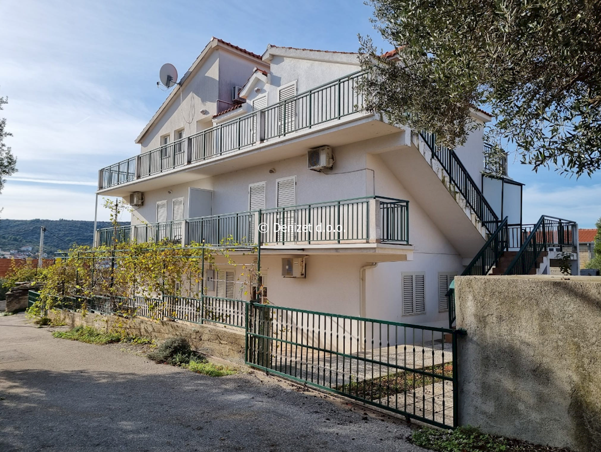 Casa In vendita - SPLITSKO-DALMATINSKA MARINA