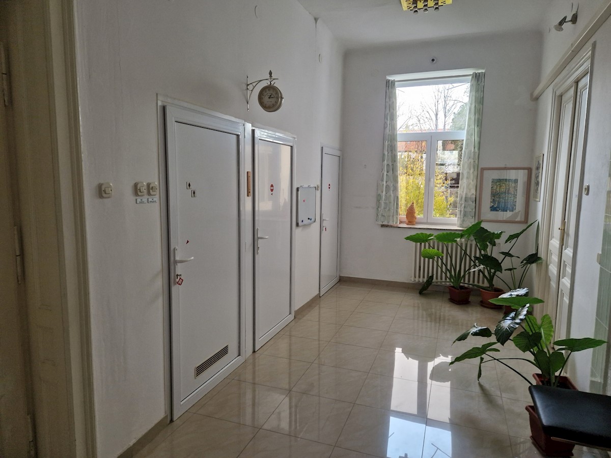 Appartement À vendre - OSJEČKO-BARANJSKA OSIJEK