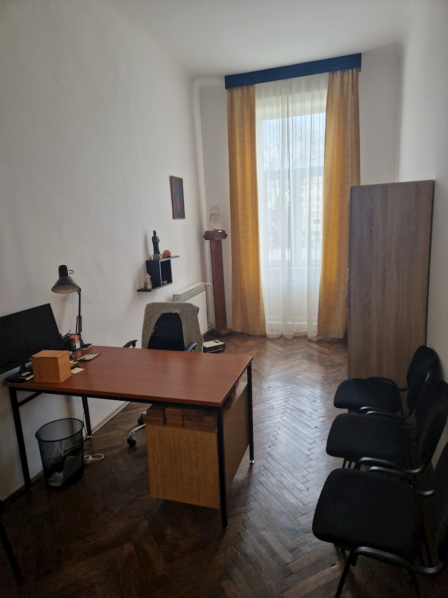 Appartement À vendre - OSJEČKO-BARANJSKA OSIJEK