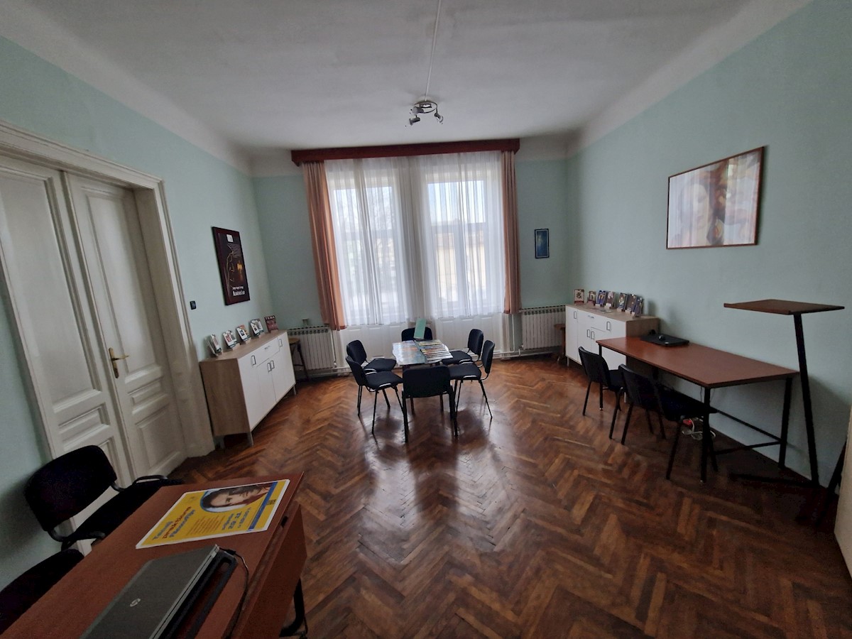 Appartement À vendre - OSJEČKO-BARANJSKA OSIJEK